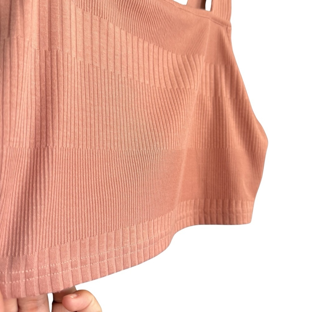 Roxy Ribbed and Cropped Tank Top - Picture 5 of 7